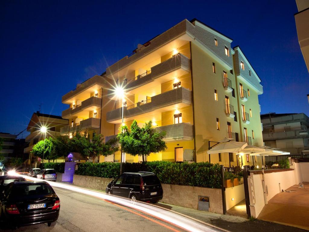 Residence La Guirita Tortoreto Eksteriør bilde